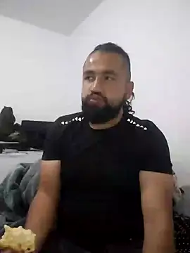 Snapshot of sabor_Latino_bdsm chatting on 02/11/25, 08:42 sabor Latino bdsm online show from 02/11/25, 08:42