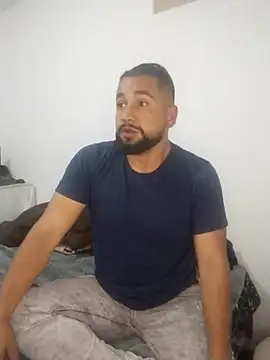 Snapshot of sabor_Latino_bdsm chatting on 03/04/25, 12:18 sabor Latino bdsm online show from 03/04/25, 12:18