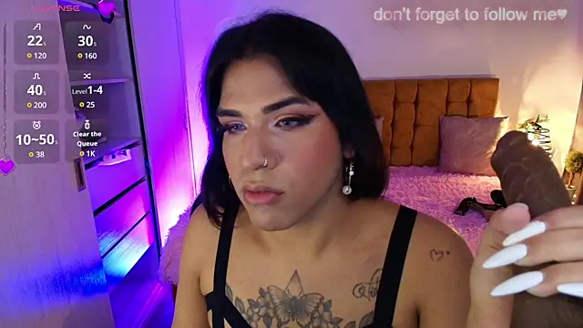 alexiaaross online show from 12/13/24, 03:32