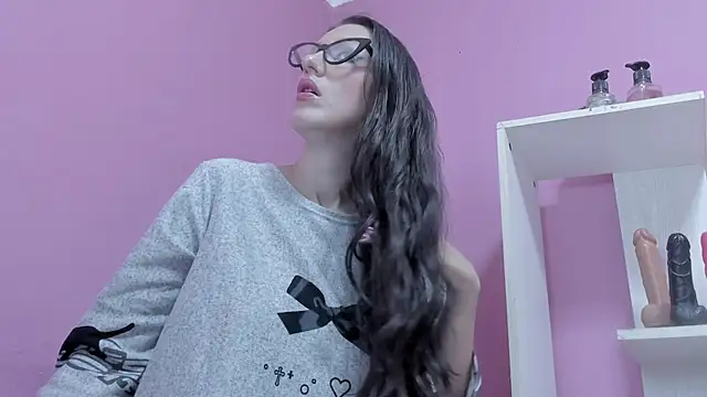 LolaBoobs online show from 11/17/25, 05:13