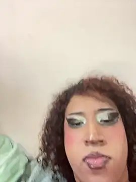 Snapshot of zahrivk1 chatting on 01/12/25, 12:23 zahrivk1 online show from 01/12/25, 12:23