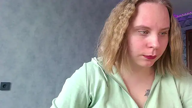 Thalia  Star online show from 02/02/25, 10:35