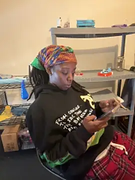 Snapshot of choclatepeaach chatting on 10/30/25, 06:30 choclatepeaach online show from 10/30/25, 06:30