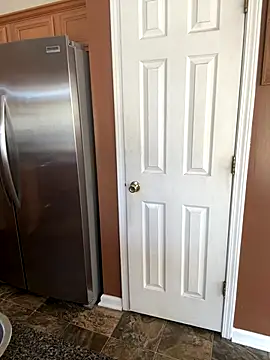 Snapshot of choclatepeaach chatting on 11/06/25, 04:08 choclatepeaach online show from 11/06/25, 04:08