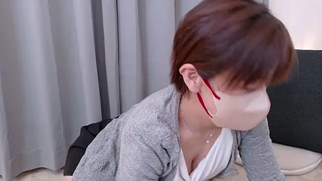 Risa 06 online show from 12/14/25, 12:43