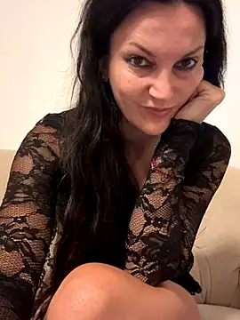 -OLYA- online show from 10/06/25, 12:19