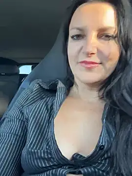 Snapshot of -OLYA- chatting on 01/19/26, 01:04 -OLYA- online show from 01/19/26, 01:04