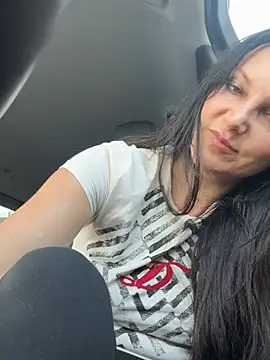 Snapshot of -OLYA- chatting on 02/10/26, 01:37 -OLYA- online show from 02/10/26, 01:37