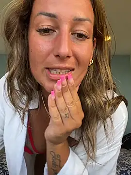 feetqueen96 online show from 07/14/26, 04:13