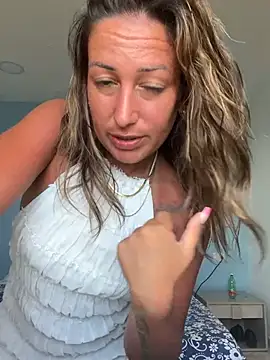 feetqueen96 online show from 07/15/26, 04:34
