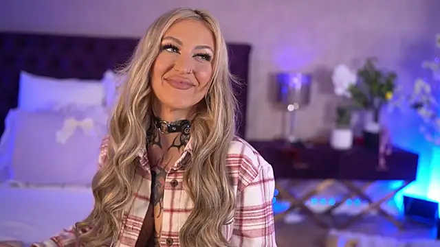 Snapshot of MazeSin chatting on 02/28/26, 02:40 MazeSin online show from 02/28/26, 02:40