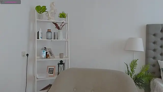 Snapshot of CooperAllana chatting on 01/13/26, 07:57 CooperAllana online show from 01/13/26, 07:57