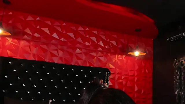 Snapshot of KendralHolson chatting on 03/22/25, 04:35 KendralHolson online show from 03/22/25, 04:35