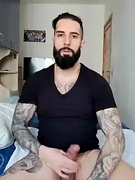 Snapshot of Gioeltoro89 chatting on 12/05/24, 01:06 Gioeltoro89 online show from 12/05/24, 01:06