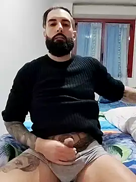 Snapshot of Gioeltoro89 chatting on 12/17/24, 04:11 Gioeltoro89 online show from 12/17/24, 04:11