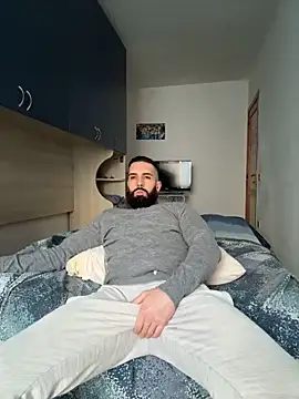 Snapshot of Gioeltoro89 chatting on 02/23/25, 04:35 Gioeltoro89 online show from 02/23/25, 04:35