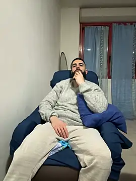 Snapshot of Gioeltoro89 chatting on 03/09/25, 07:26 Gioeltoro89 online show from 03/09/25, 07:26