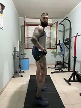 Snapshot of Gioeltoro89 chatting on 10/16/25, 03:35 Gioeltoro89 online show from 10/16/25, 03:35