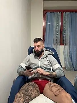 Snapshot of Gioeltoro89 chatting on 11/23/25, 03:45 Gioeltoro89 online show from 11/23/25, 03:45