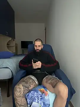 Snapshot of Gioeltoro89 chatting on 02/04/26, 04:13 Gioeltoro89 online show from 02/04/26, 04:13