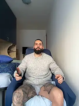 Snapshot of Gioeltoro89 chatting on 02/17/26, 03:51 Gioeltoro89 online show from 02/17/26, 03:51