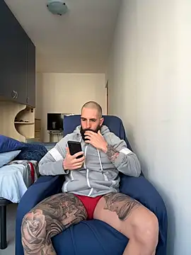 Snapshot of Gioeltoro89 chatting on 04/07/26, 03:23 Gioeltoro89 online show from 04/07/26, 03:23