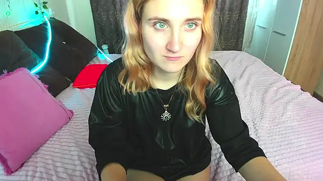 Miss Elsa  online show from 02/20/25, 09:44