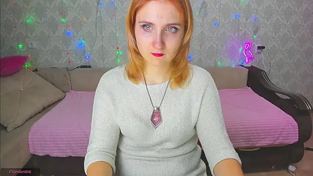 Miss Elsa  online show from 03/19/25, 12:45