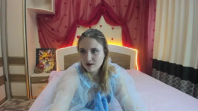 Miss Elsa  online show from 03/26/26, 04:29