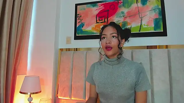 AntonellaHall  online show from 03/13/25, 12:02