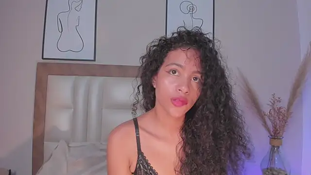 AntonellaHall  online show from 10/11/25, 12:32