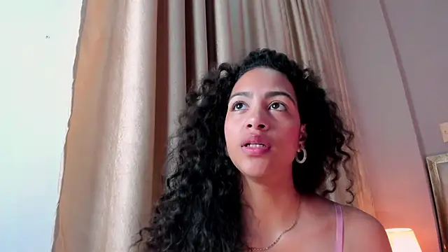 AntonellaHall  online show from 12/22/25, 12:35