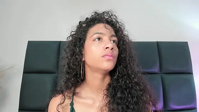 Snapshot of AntonellaHall_ chatting on 04/10/26, 06:34 AntonellaHall online show from 04/10/26, 06:34