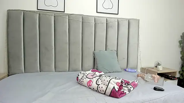 Laiia Page online show from 03/15/25, 02:01