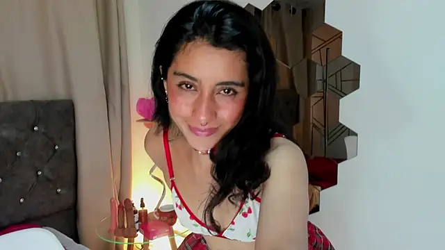 Snapshot of Alyssa_jones chatting on 03/03/26, 08:48 Alyssa jones online show from 03/03/26, 08:48