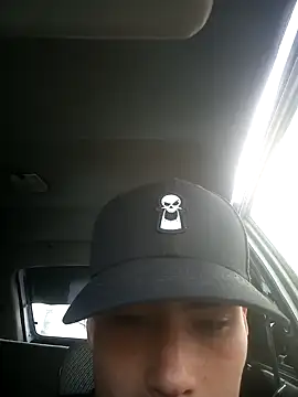 andres599 online show from 12/05/24, 09:28