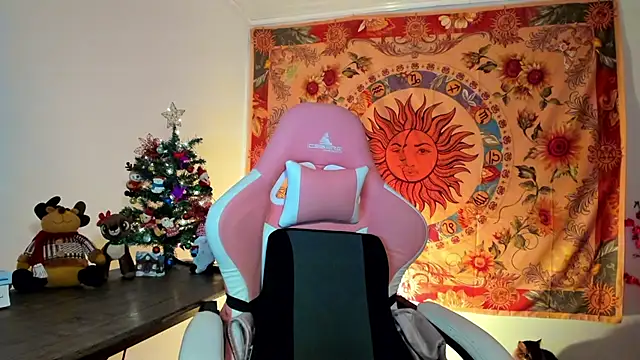 Snapshot of Demeter__ chatting on 12/10/24, 11:08 Demeter online show from 12/10/24, 11:08