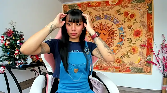 Snapshot of Demeter__ chatting on 12/28/24, 07:54 Demeter online show from 12/28/24, 07:54