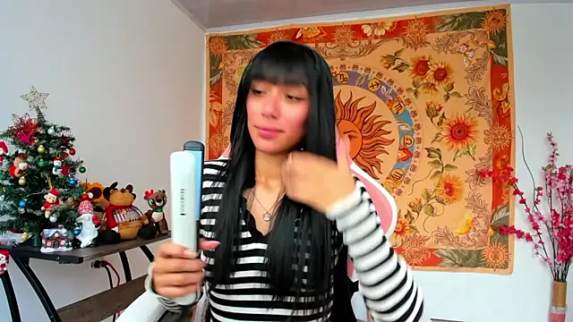 Snapshot of Demeter__ chatting on 12/29/24, 07:00 Demeter online show from 12/29/24, 07:00