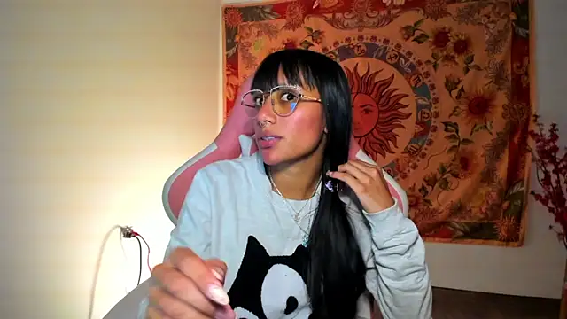 Snapshot of Demeter__ chatting on 01/20/25, 12:04 Demeter online show from 01/20/25, 12:04