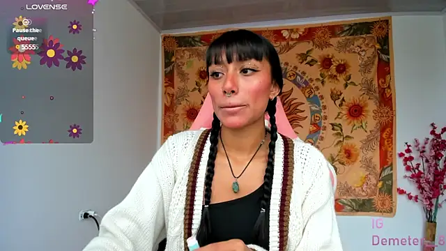 Snapshot of Demeter__ chatting on 03/17/25, 06:00 Demeter online show from 03/17/25, 06:00