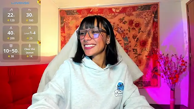 Snapshot of Demeter__ chatting on 09/09/25, 02:55 Demeter online show from 09/09/25, 02:55