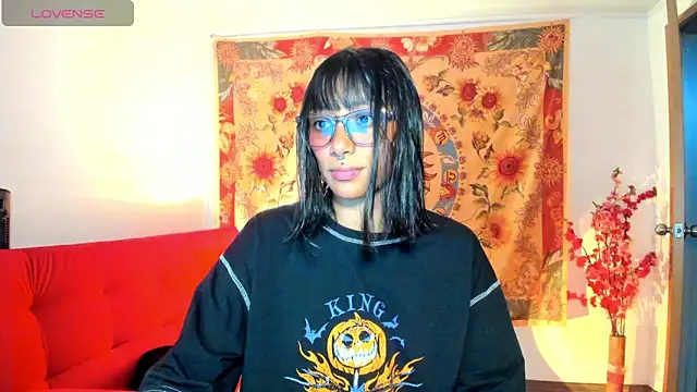 Snapshot of Demeter__ chatting on 11/01/25, 11:18 Demeter online show from 11/01/25, 11:18