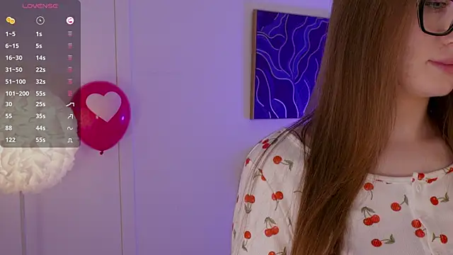 Lilly Colins online show from 02/14/25, 07:02