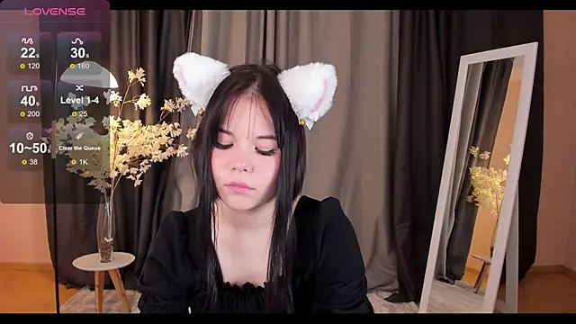 Snapshot of ClaireFaers_ chatting on 12/02/24, 12:29 ClaireFaers online show from 12/02/24, 12:29