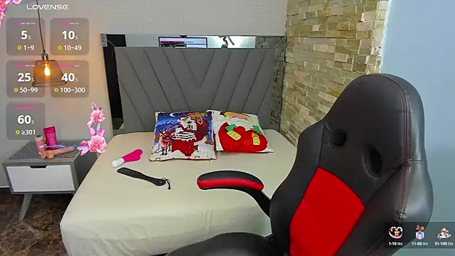 LIANEUMANN online show from 12/20/24, 07:39