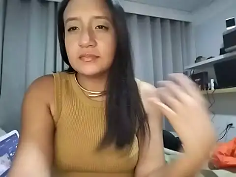 cami victoria online show from 05/25/26, 07:20
