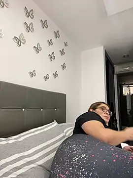 AntonellaAlondra4 online show from 01/21/25, 07:06