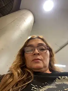 AntonellaAlondra4 online show from 02/02/25, 12:40