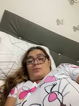 AntonellaAlondra4 online show from 02/21/25, 12:06